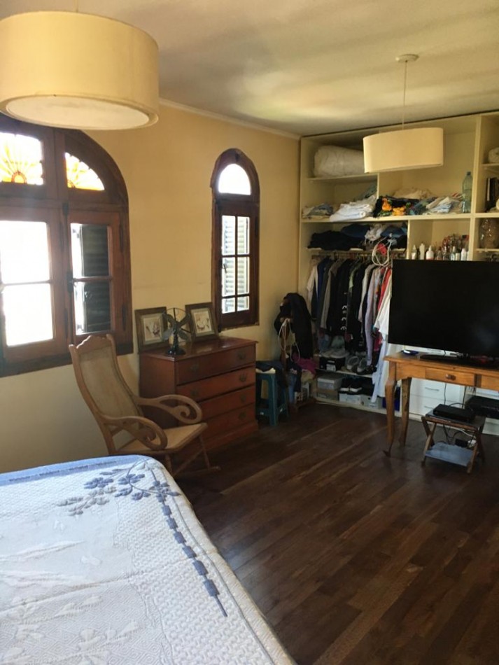 **u$s 110.000.-** - PH TIPO CASA EN TRES NIVELES - IDEAL DOS FAMILIAS - SEGUROLA ESQ. EVA PERON - LANUS OESTE