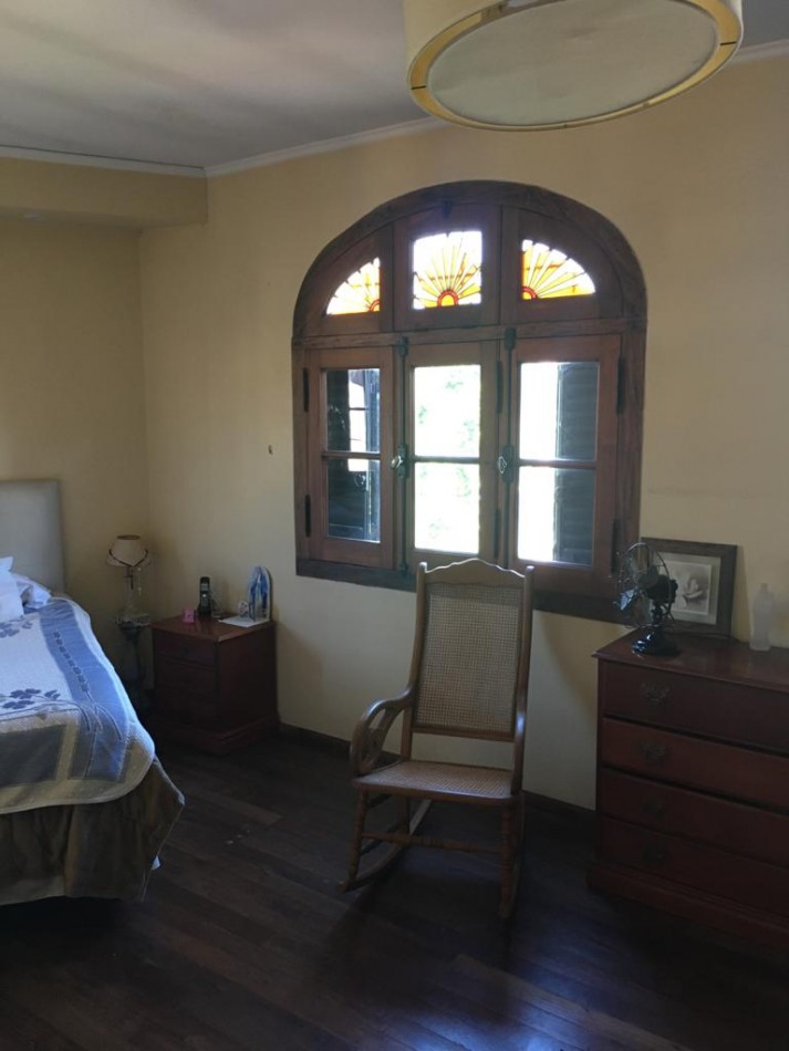 **u$s 110.000.-** - PH TIPO CASA EN TRES NIVELES - IDEAL DOS FAMILIAS - SEGUROLA ESQ. EVA PERON - LANUS OESTE