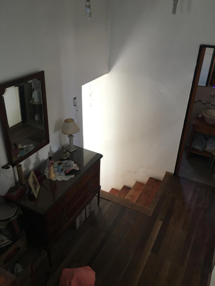 **u$s 110.000.-** - PH TIPO CASA EN TRES NIVELES - IDEAL DOS FAMILIAS - SEGUROLA ESQ. EVA PERON - LANUS OESTE