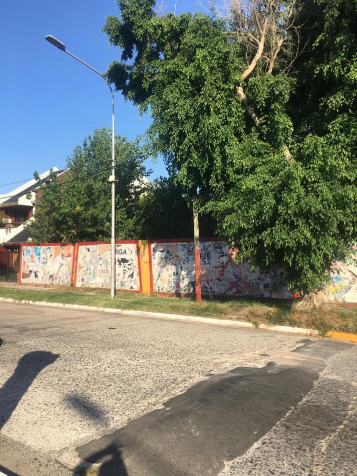 **u$s 125.000.-** - LOTE EN ESQUINA 300 Metros - RIO DE JANEIRO Y PALACIOS - GERLI