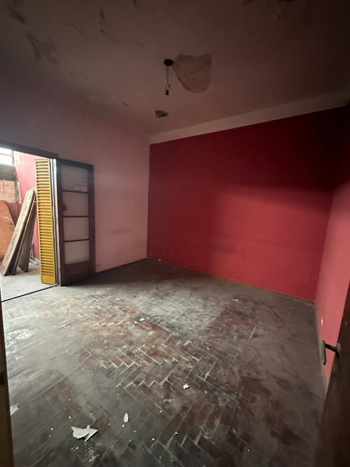 **u$s 47.000.-** - PH 3 AMB. A RECICLAR C/ TERRAZA - 86 metros Totales - QUINTANA 155 - LANUS OESTE