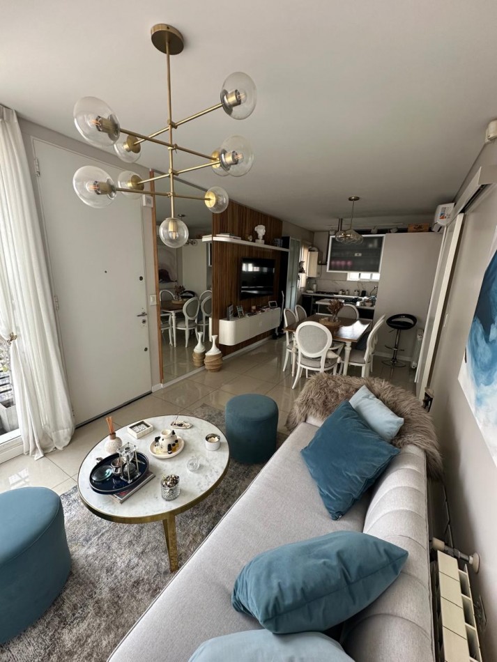 **u$s 155.000.-** - IMPECABLE DEPARTAMENTO DE 3 AMB. AL FRENTE C/COCHERA (Muy Amplia) - PISO ALTO CON PALIER PRIVADO - CARLOS GARDEL AL 100