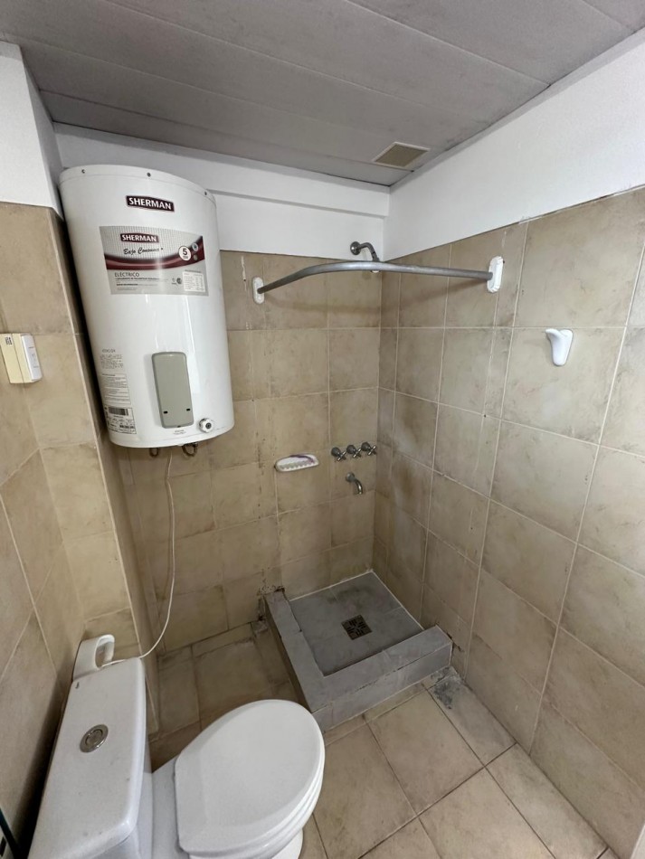 **u$s 39.000.-** - MONOAMBIENTE EN VENTA - Av. GALICIA AL 300 - AVELLANEDA