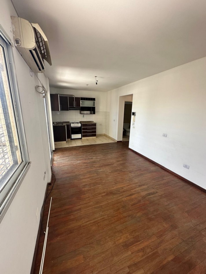 **u$s 39.000.-** - MONOAMBIENTE EN VENTA - Av. GALICIA AL 300 - AVELLANEDA