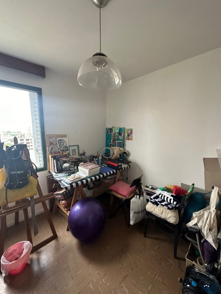 **u$s 39.500.-** - DPTO 3 AMB. EN VENTA  - BARRAGAN 4475 - REMEDIOS DE ESCALADA (VISTA A AV. HIPOLITO YRIGOYEN) - PISO ALTO