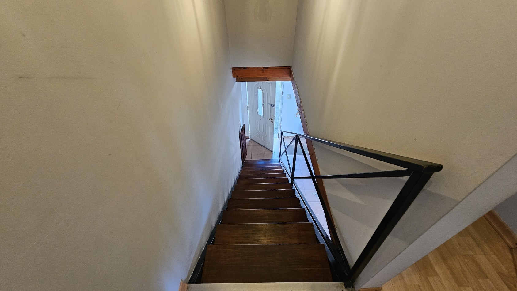 **64.900.-** - APTO CREDITO - DUPLEX DE 3 AMB. CON COCHERA y PATIO - Padilla 300 - Gerli