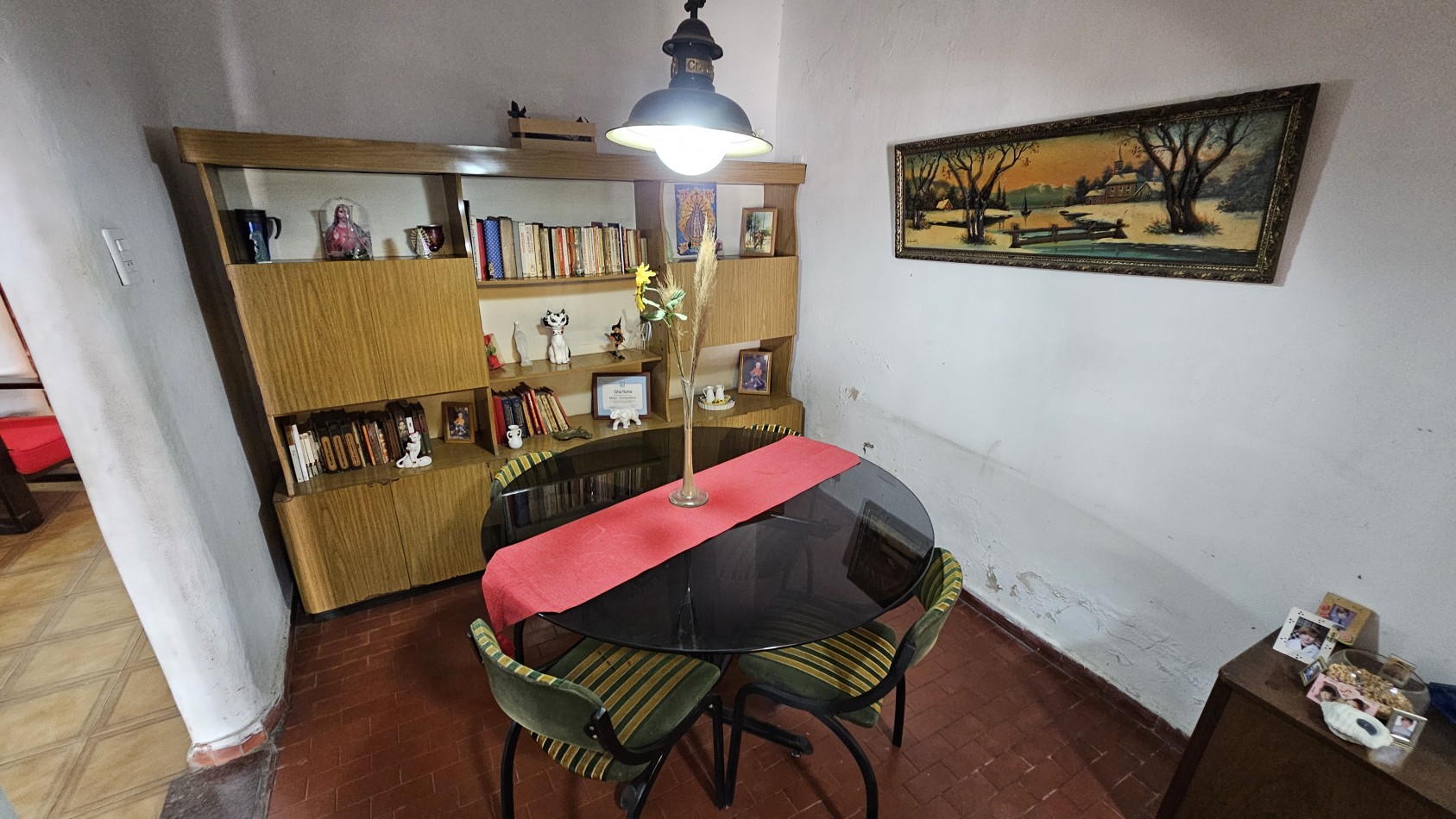 **u$s 85.000.-** - CASA 3 AMB. C/GARAGE, PATIO y TERRAZA S/LOTE PROPIO 8,66x17 mtrs Aprox - MENDOZA 1300 