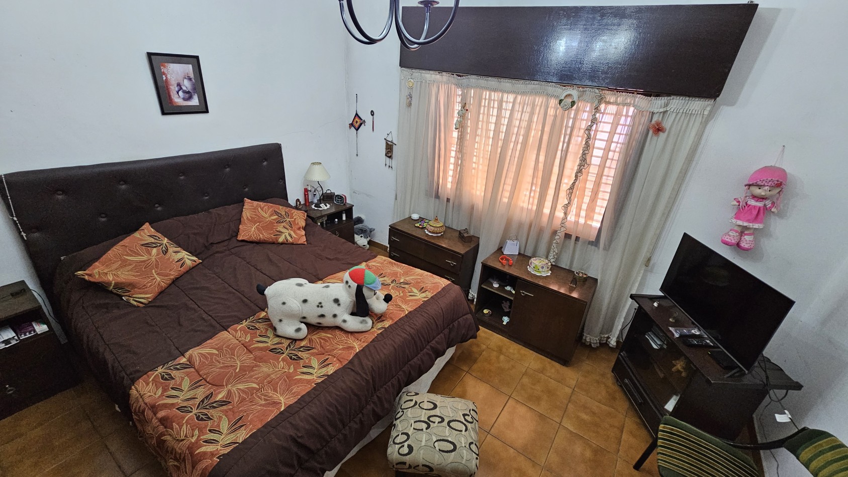 **u$s 85.000.-** - CASA 3 AMB. C/GARAGE, PATIO y TERRAZA S/LOTE PROPIO 8,66x17 mtrs Aprox - MENDOZA 1300 