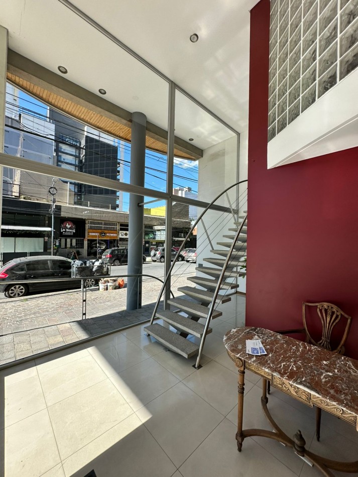 IMPECABLE DPTO 3 AMB. - 90 m2 APROX - C/COCHERA EN ALQUILER - Moreno al 400 - Lanus