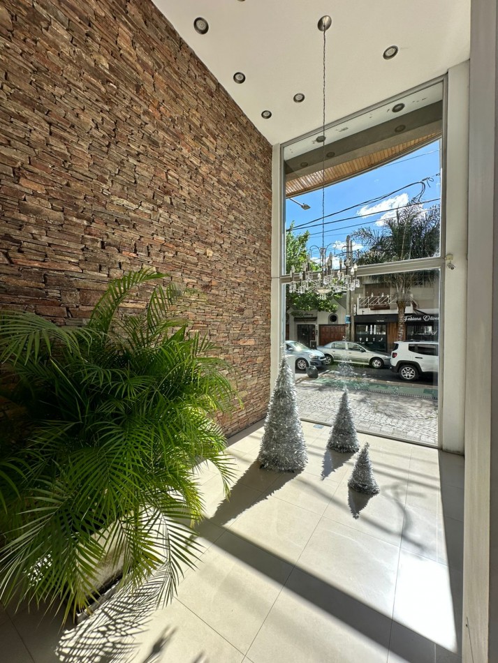 IMPECABLE DPTO 3 AMB. - 90 m2 APROX - C/COCHERA EN ALQUILER - Moreno al 400 - Lanus