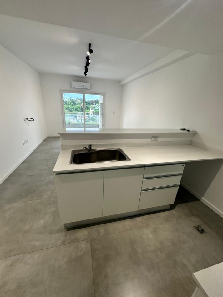 **$670.000.-**- EXCLUSIVO 2 AMBIENTES EN COMPLEJO CANNING CENTER - CALIDAD, CONFORT Y DISEÑO - M. Castex 1560 - Canning - Esteban Echeverria