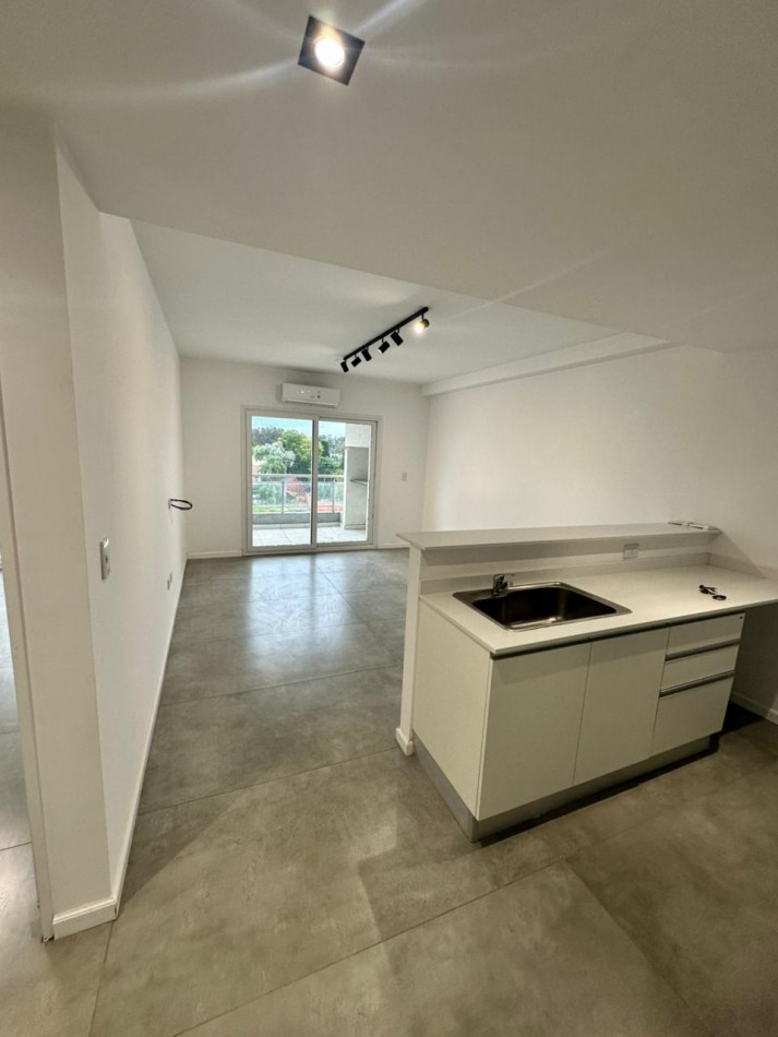 **$670.000.-**- EXCLUSIVO 2 AMBIENTES EN COMPLEJO CANNING CENTER - CALIDAD, CONFORT Y DISEÑO - M. Castex 1560 - Canning - Esteban Echeverria