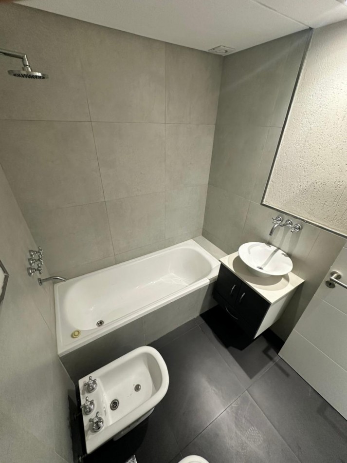 **$670.000.-**- EXCLUSIVO 2 AMBIENTES EN COMPLEJO CANNING CENTER - CALIDAD, CONFORT Y DISEÑO - M. Castex 1560 - Canning - Esteban Echeverria