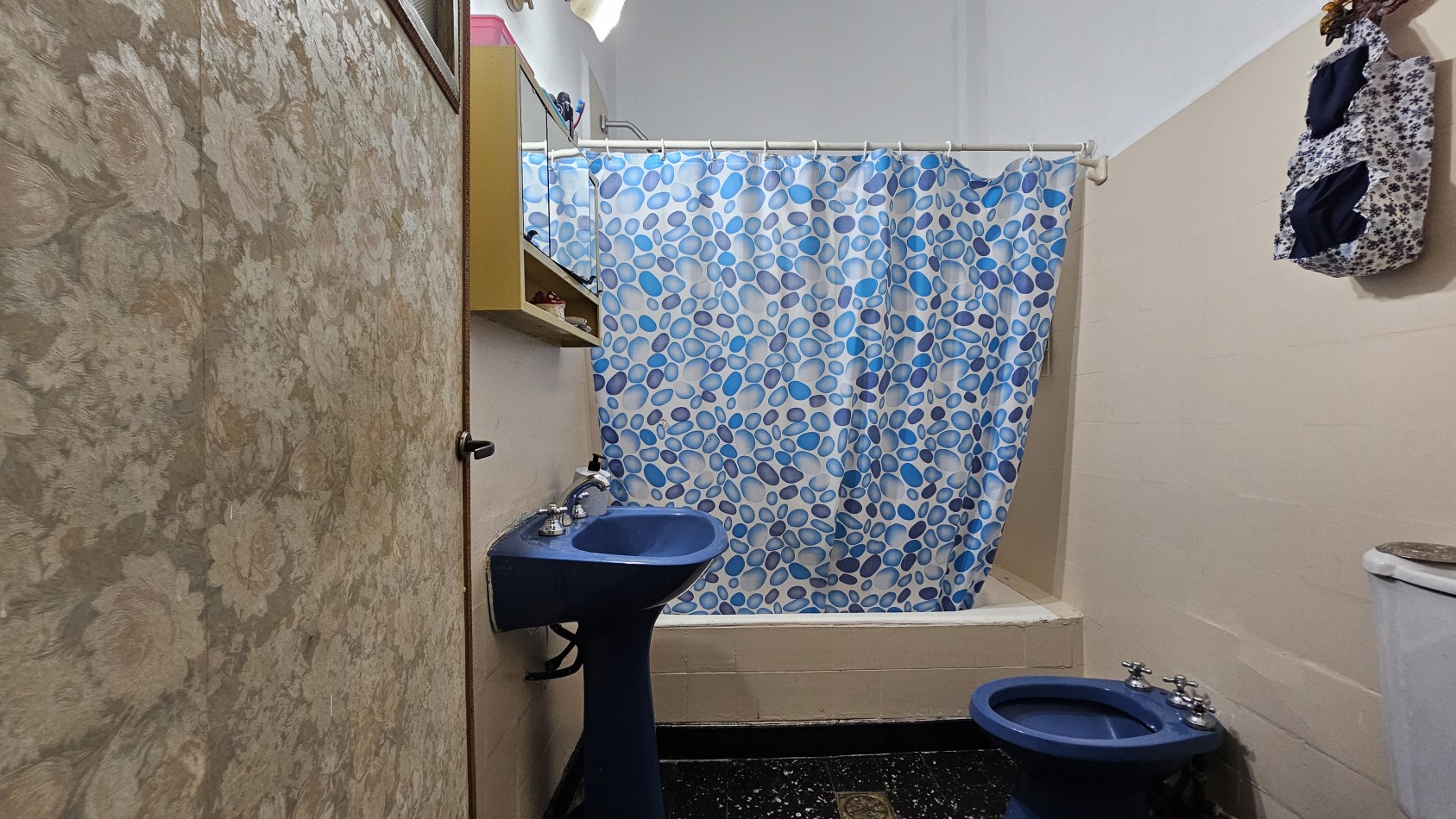 **u$s 45.000.-** - Departamento de 3 ambientes en venta en Humberto Primo al 2300, Lanus.