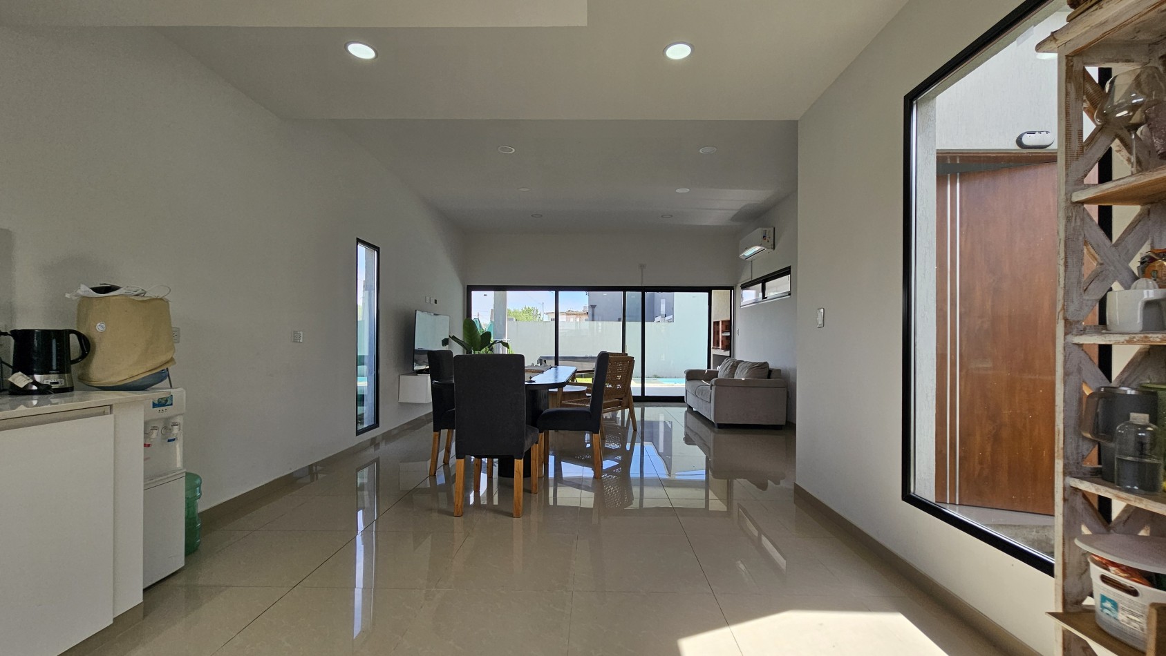 **u$s 75.000.-** (SOLO HASTA EL 30 de JULIO) - Casa de 4 amb con parque y pileta, NUEVA, Lote propio - Benigno Cal 600 - Tristan Suarez - Ezeiza