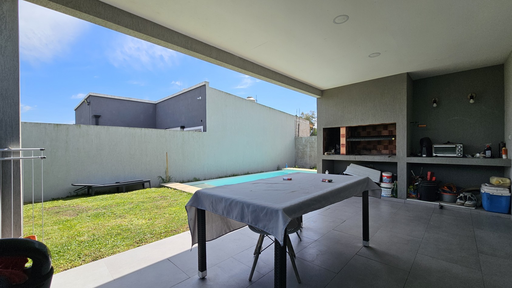 **u$s 75.000.-** (SOLO HASTA EL 30 de JULIO) - Casa de 4 amb con parque y pileta, NUEVA, Lote propio - Benigno Cal 600 - Tristan Suarez - Ezeiza