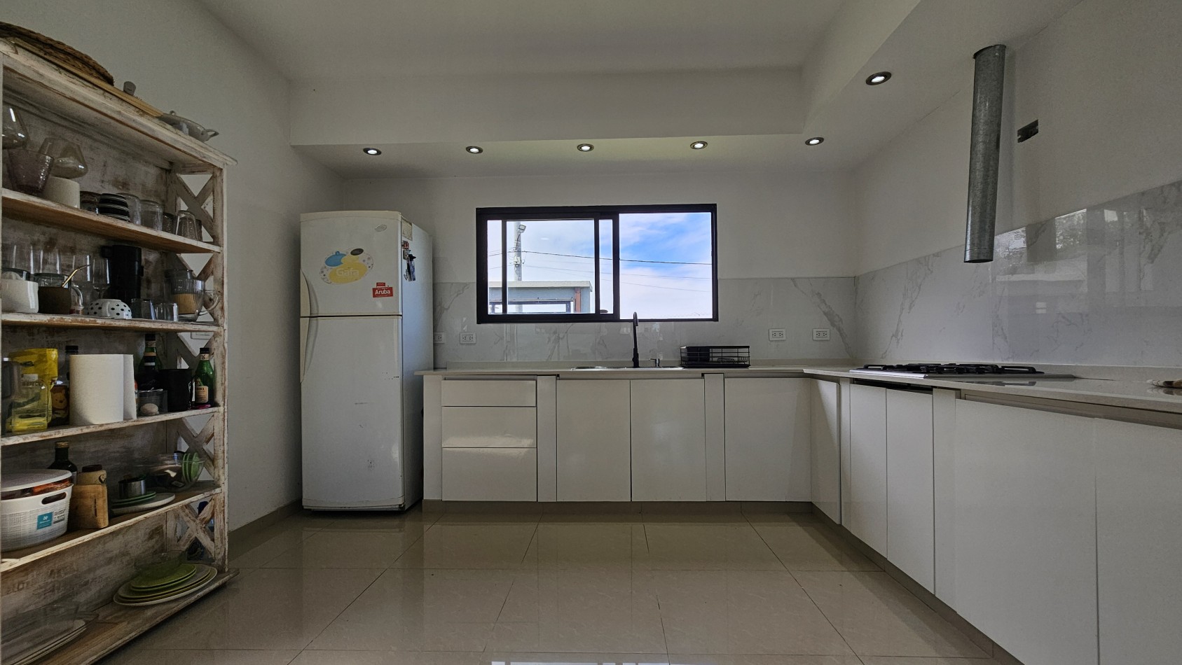 **u$s 75.000.-** (SOLO HASTA EL 30 de JULIO) - Casa de 4 amb con parque y pileta, NUEVA, Lote propio - Benigno Cal 600 - Tristan Suarez - Ezeiza