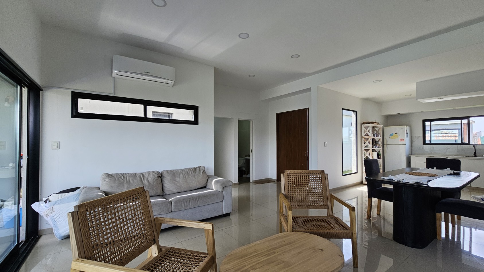 **u$s 75.000.-** (SOLO HASTA EL 30 de JULIO) - Casa de 4 amb con parque y pileta, NUEVA, Lote propio - Benigno Cal 600 - Tristan Suarez - Ezeiza