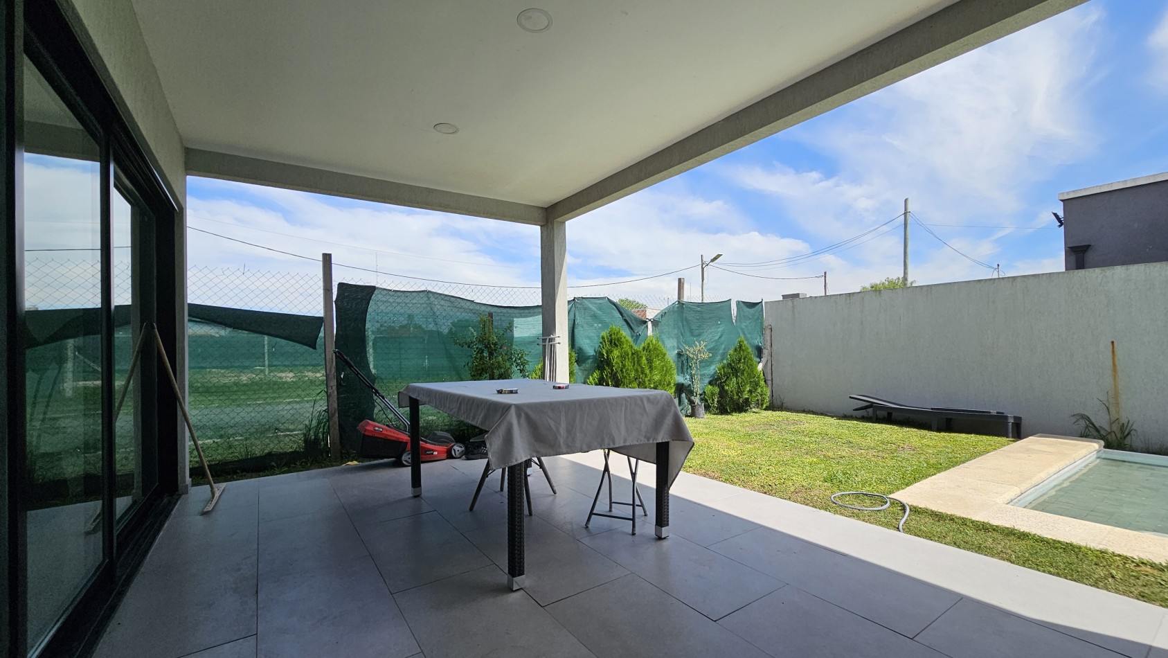 **u$s 75.000.-** (SOLO HASTA EL 30 de JULIO) - Casa de 4 amb con parque y pileta, NUEVA, Lote propio - Benigno Cal 600 - Tristan Suarez - Ezeiza