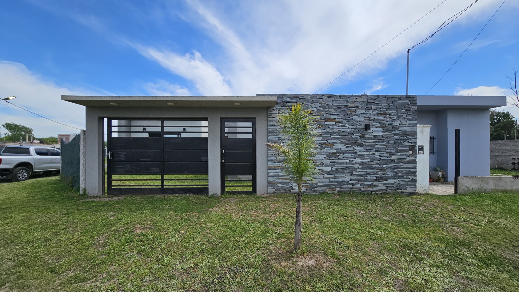 **u$s 75.000.-** (SOLO HASTA EL 30 de JULIO) - Casa de 4 amb con parque y pileta, NUEVA, Lote propio - Benigno Cal 600 - Tristan Suarez - Ezeiza