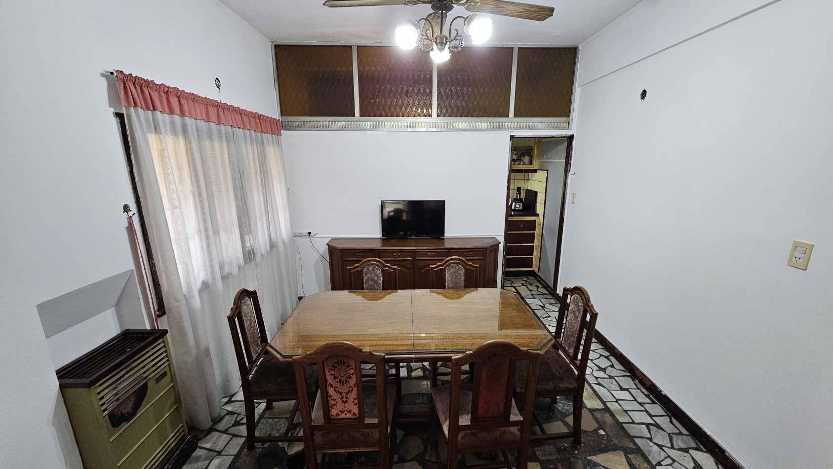 **u$s 79.900.-** Casa en venta sobre lote propio en esquina sobre Palma de Mallorca al 3800 - Quilmes.-