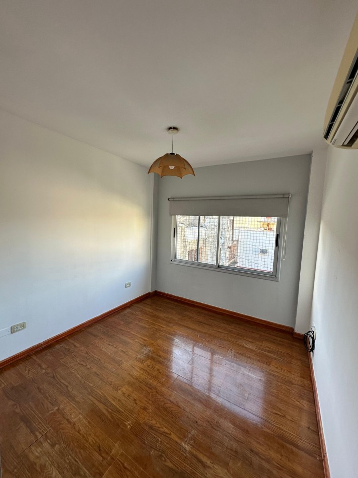 **$520.000.-** - Impecable Dpto 2 amb. En ALQUILER - Av. Cabildo al 1700, Casi Esquina Av. Galicia - Piñeyro