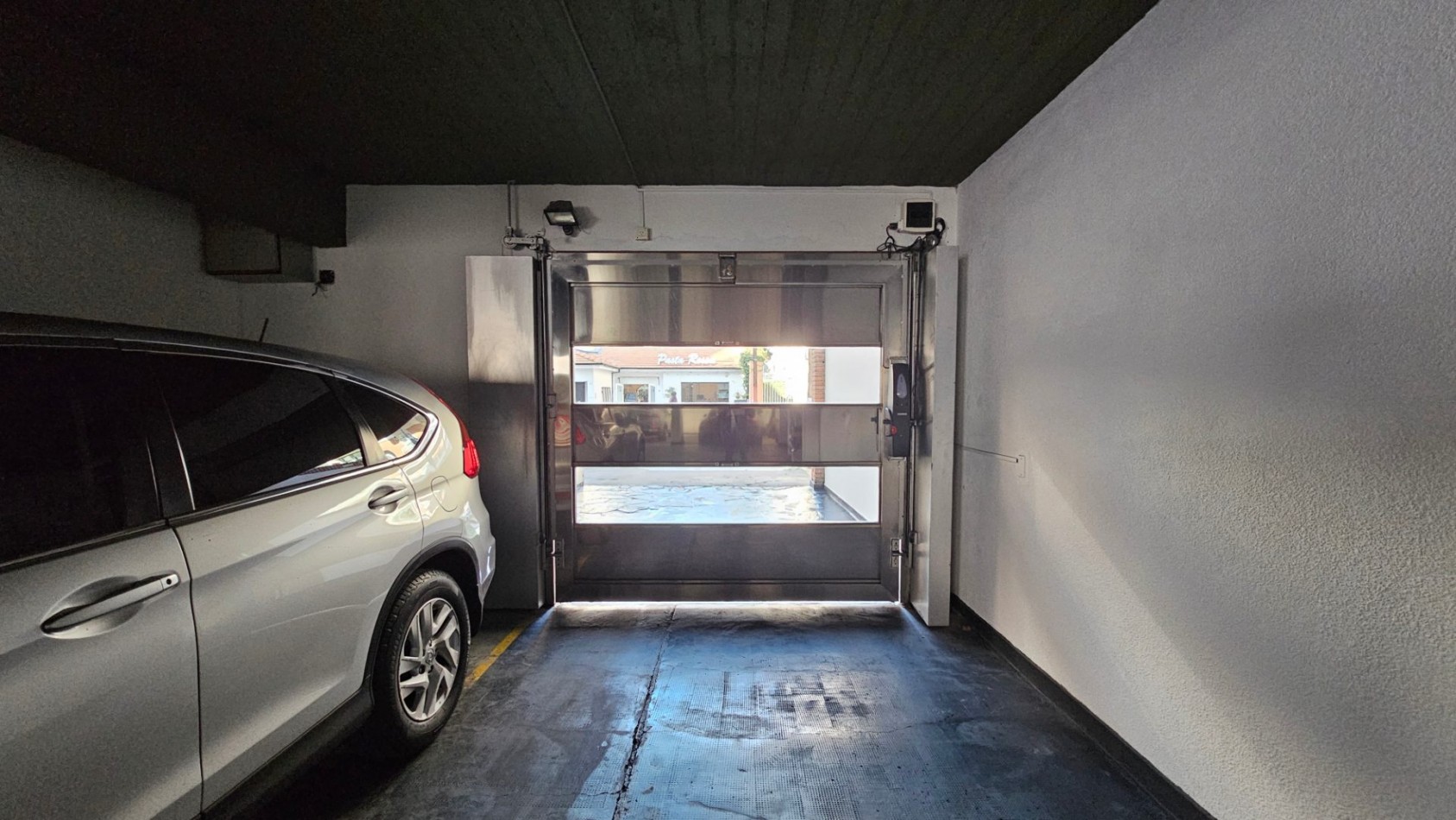 Exclusivo Piso de 4 Ambientes con Cochera Cubierta - El Maximo Confort en el Corazon de Lanus - Gobernador Yrigoyen 200 - Lanus Oeste