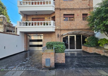 Exclusivo Piso de 4 Ambientes con Cochera Cubierta - El Maximo Confort en el Corazon de Lanus - Gobernador Yrigoyen 200 - Lanus Oeste